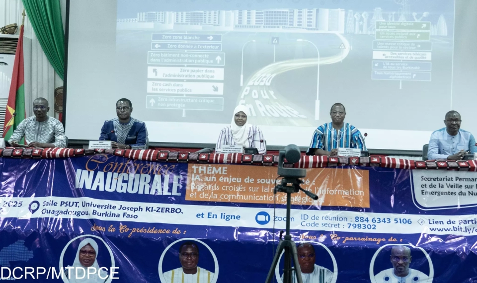 𝐂𝐨𝐧𝐟ér𝐞𝐧𝐜𝐞 𝐢𝐧𝐚𝐮𝐠𝐮𝐫𝐚𝐥𝐞 𝐬𝐮𝐫 𝐥’𝐢𝐧𝐭𝐞𝐥𝐥𝐢𝐠𝐞𝐧𝐜𝐞 𝐚𝐫𝐭𝐢𝐟𝐢𝐜𝐢𝐞𝐥𝐥𝐞 : 𝐜𝐨𝐮𝐩 𝐝’𝐞𝐧𝐯𝐨𝐢 𝐝’𝐮𝐧𝐞 𝐯𝐚𝐬𝐭𝐞 𝐜𝐚𝐦𝐩𝐚𝐠𝐧𝐞 𝐝𝐞 𝐬𝐞𝐧𝐬𝐢𝐛𝐢𝐥𝐢𝐬𝐚𝐭𝐢𝐨𝐧 𝐞𝐭 𝐝𝐞 𝐟𝐨𝐫𝐦𝐚𝐭𝐢𝐨𝐧 𝐚𝐮 𝐁𝐮𝐫𝐤𝐢𝐧𝐚 𝐅𝐚𝐬𝐨 572127911 1199762812203176 197882235193445030 n